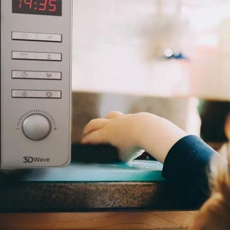 Micro-ondes Cecotec ProClean 5020 Mirror 20L 700W Acier Inoxydable 2 Micro-ondes Cecotec ProClean 5020 Mirror 20L 700W Acier Inoxydable – Image 2