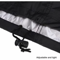 VERSAILLESFR Housse Barbecue(77 X 58 Cm), Rond Housse Bâche De Protection BBQ Couverture Anti-poussière Anti-UV Anti-Pluie Pour Grill à Gaz Électrique Jardin Patio Weber Avec Sac De Rangement(Noir) 8 VERSAILLESFR Housse Barbecue(77 X 58 Cm), Rond Housse Bâche De Protection BBQ Couverture Anti-poussière Anti-UV Anti-Pluie Pour Grill à Gaz Électrique Jardin Patio Weber Avec Sac De Rangement(Noir) -Accessoires de barbecue Soldes 41667537 4